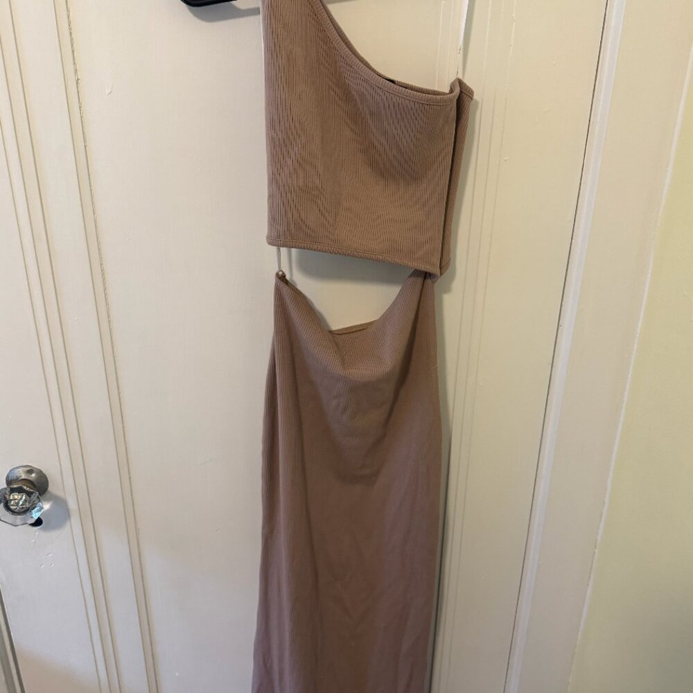 Lulus One-Shoulder Ribbed Midi Dress – Size Small